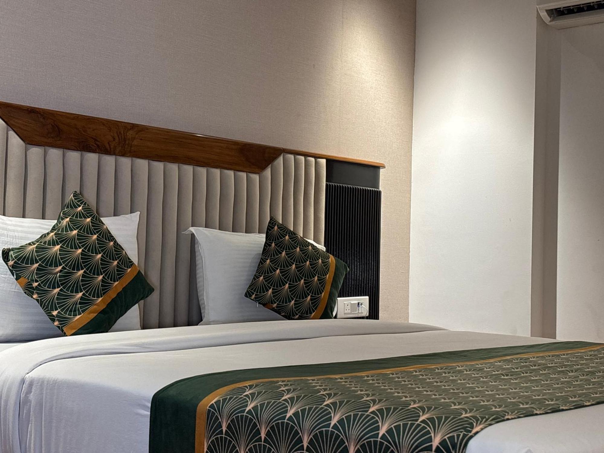 Hotel Arch The Lohias Nowe Delhi Zewnętrze zdjęcie